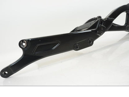 Baksidan på Bakram från en Kawasaki ZX-12R -2000 motorcykel.