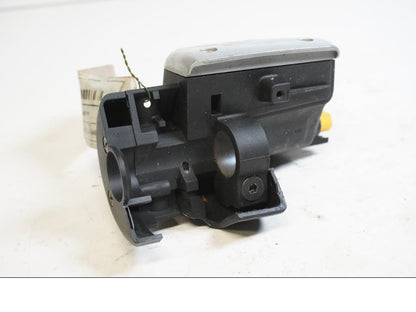 Vänster sida på Kopplingslavcylinder från en BMW R 1200 C -2002 motorcykel.