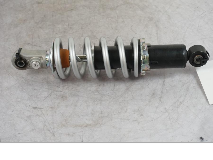 Framsidan på Stötdämpare från en Yamaha MT-09 -2024 motorcykel.