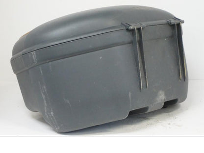 Snett uppifrån på Sidoväska från en Honda XL 1000 V -1999 motorcykel.