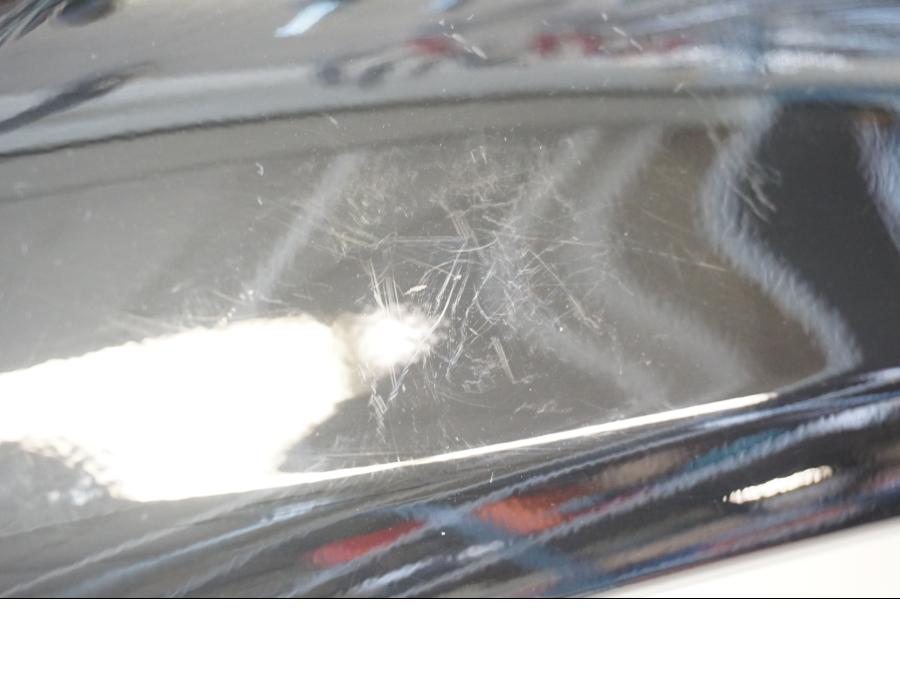 Vänster sida på Sidkåpa från en Yamaha FJR 1300 -2018 motorcykel.