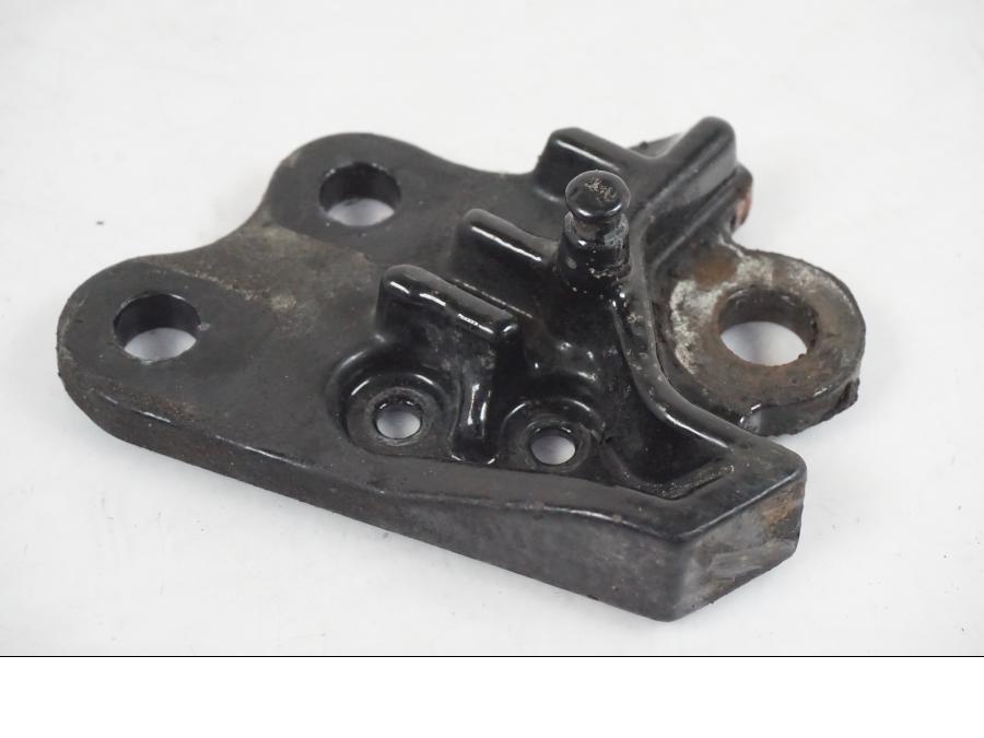 Framsidan på Sidostödsfäste från en KTM 390 Adventure -2021 motorcykel.