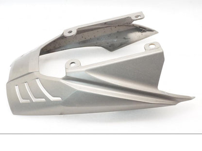 Framsidan på Ljuddämpardekor från en Triumph Daytona 675 -2008 motorcykel.