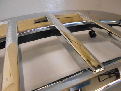 Höger sida på Pakethållare från en BMW K 1200 LT -2007 motorcykel.