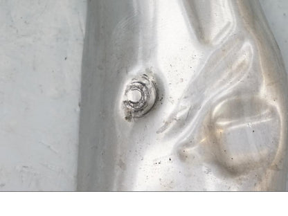 Höger sida på Värmeskydd från en Honda CBR 1000 RR -2004 motorcykel.