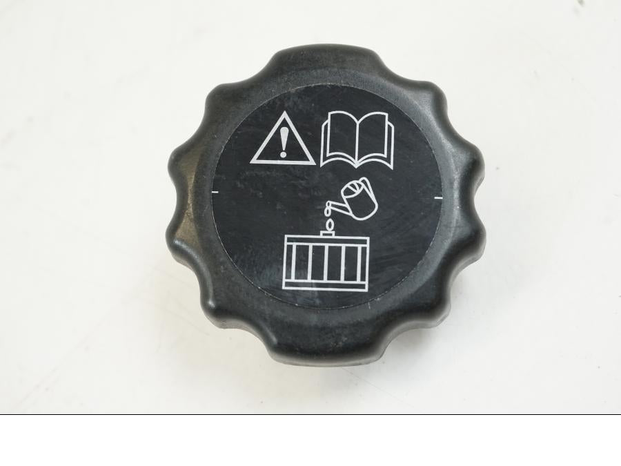 Framsidan på Vattenkyllock från en Triumph Speed Triple -2021 motorcykel.