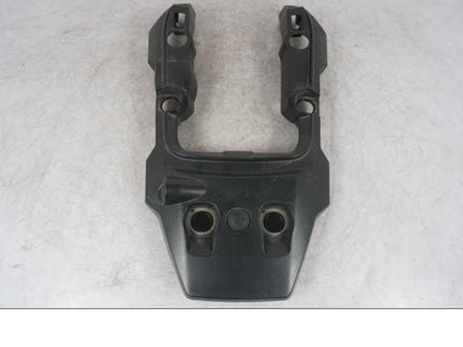 Baksidan på Bakvinge från en Triumph Tiger Explorer -2012 motorcykel.