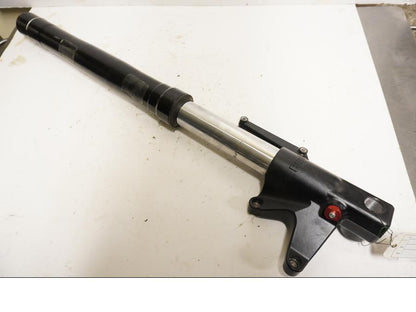 Framsidan på Gaffelben från en Buell XB 12 -2009 motorcykel.