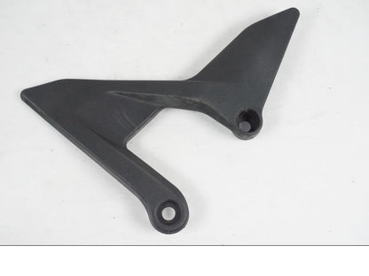 Framsidan på Hälskydd från en KTM 390 Adventure -2021 motorcykel.