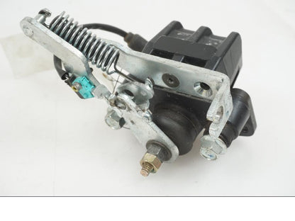 Framsidan på Bromsok från en Piaggio MP3 250 -2006 motorcykel.