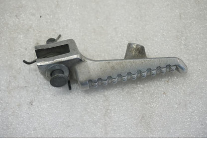 Baksidan på Fotpinne från en Honda CBR 1100 XX -1998 motorcykel.