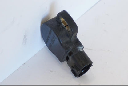 Extrabild1 på TPS från en Yamaha YZF 1000 R -1997 motorcykel.