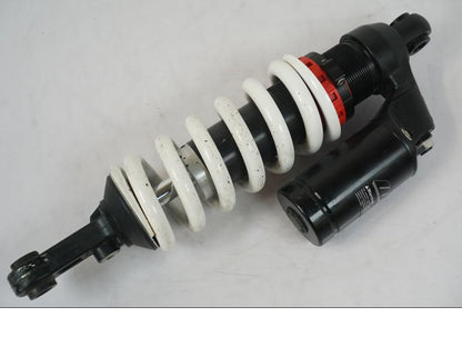 Extrabild1 på Stötdämpare från en KTM 1290 Super Duke R -2018 motorcykel.