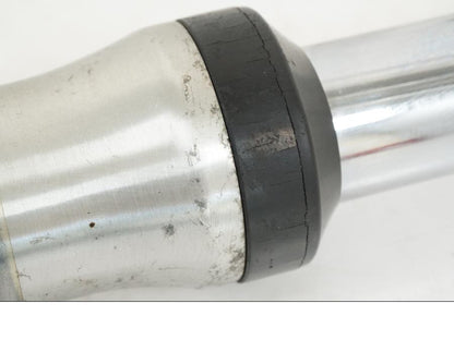 Vänster sida på Gaffelben från en Suzuki GS 1000 -1978 motorcykel.