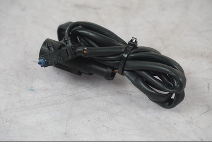 Höger sida på Bromsljuskontakt från en KTM 1290 Super Adventure S -2022 motorcykel.