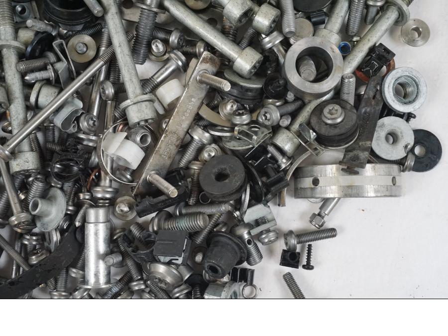 Extrabild1 på Skruv / Mutter etc från en BMW R 1250 GS -2021 motorcykel.