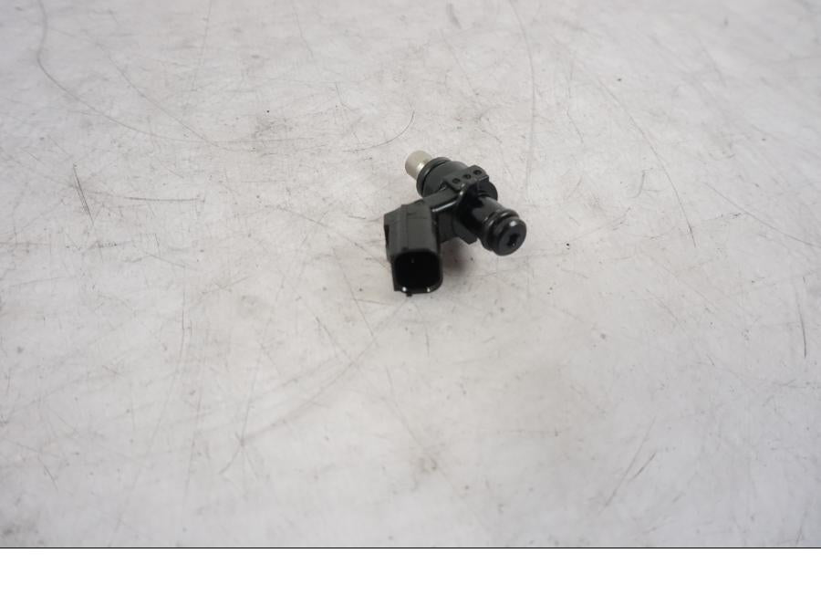 Höger sida på Spridare från en KTM 1290 Super Duke R -2021 motorcykel.