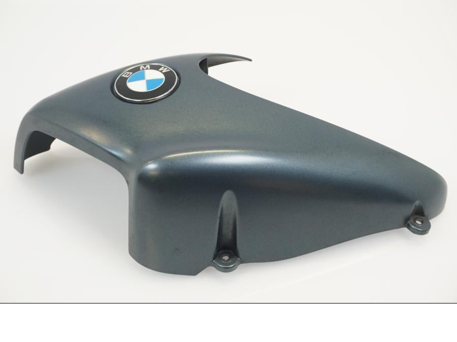 Framsidan på Bensintankskåpa från en BMW R 1150 R -2002 motorcykel.