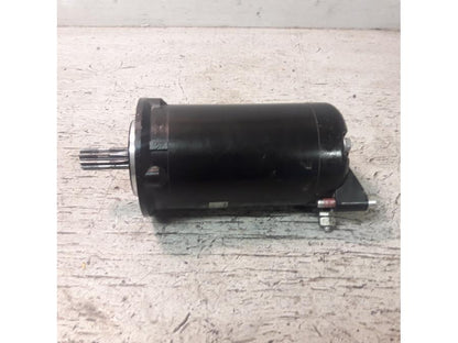 Framsidan på Startmotor från en Ducati 848 -2010 motorcykel.