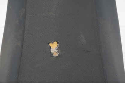 Vänster sida på Sadel från en Yamaha WR 125 -2011 motorcykel.