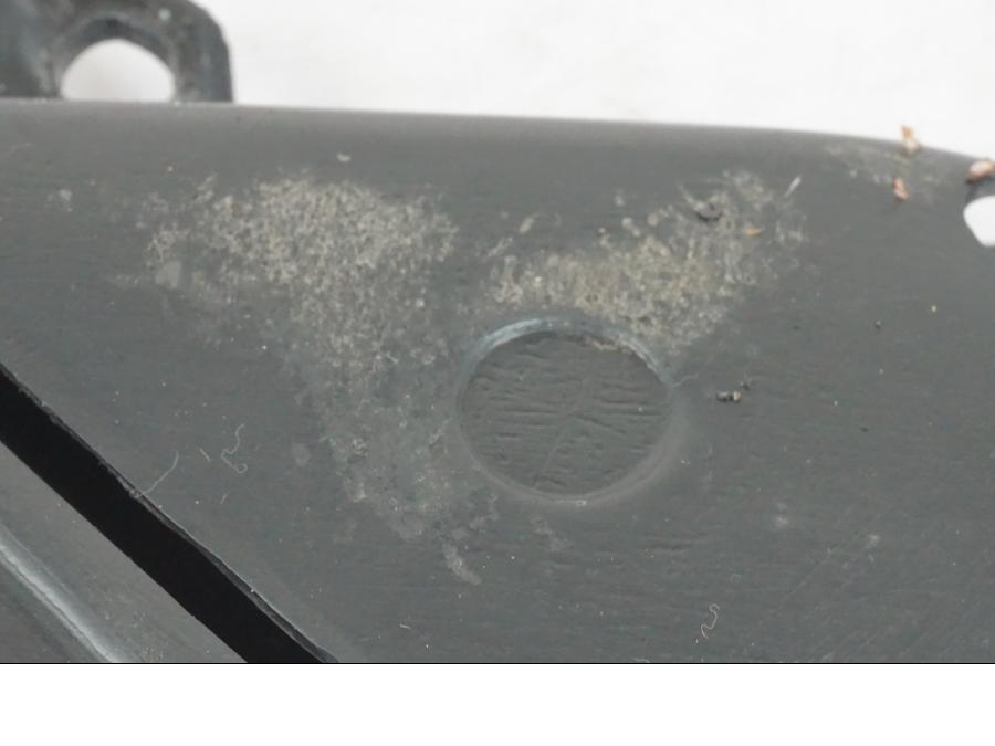 Baksidan på Luftintag från en Honda CBR 1000 F -1999 motorcykel.