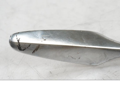 Baksidan på Sidostöd från en Suzuki VZR 1800 -2009 motorcykel.