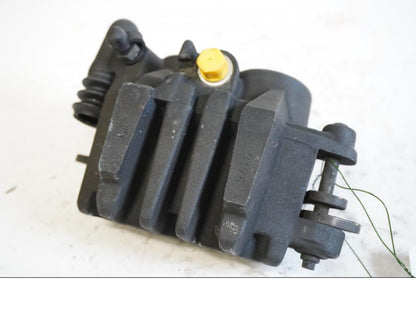 Baksidan på Bromsok från en Kawasaki ER-6N -2011 motorcykel.