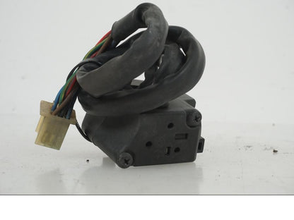 Vänster sida på Styrelreglage från en Yamaha XJ 900 S -1997 motorcykel.