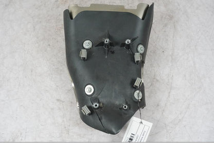 Snett nerifrån på Värmeskydd från en Ducati Multistrada V4 -2024 motorcykel.