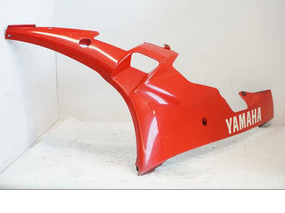 Höger sida på Magkåpa från en Yamaha YZF R6 -2006 motorcykel.
