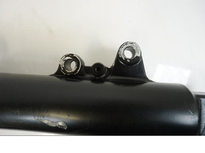 Höger sida på Gaffelben från en Suzuki GSX 600 F -1998 motorcykel.