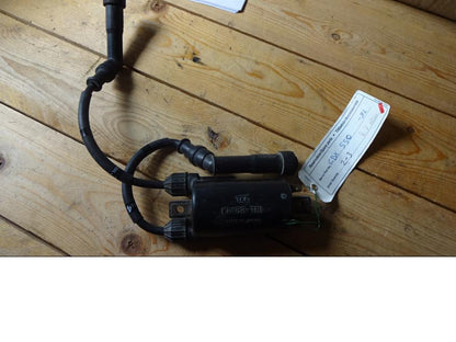 Framsidan på Tändspole från en Honda CBX 550 -1982 motorcykel.