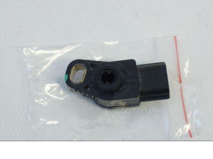 Baksidan på TPS från en Kawasaki VN 900 -2006 motorcykel.