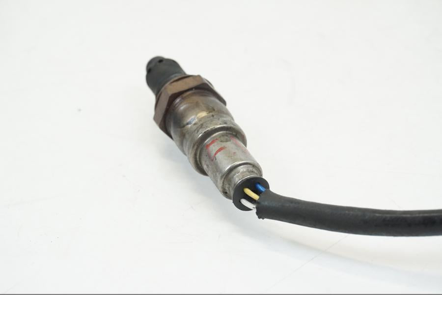 Höger sida på Lambdasond från en BMW R 1250 GS -2019 motorcykel.