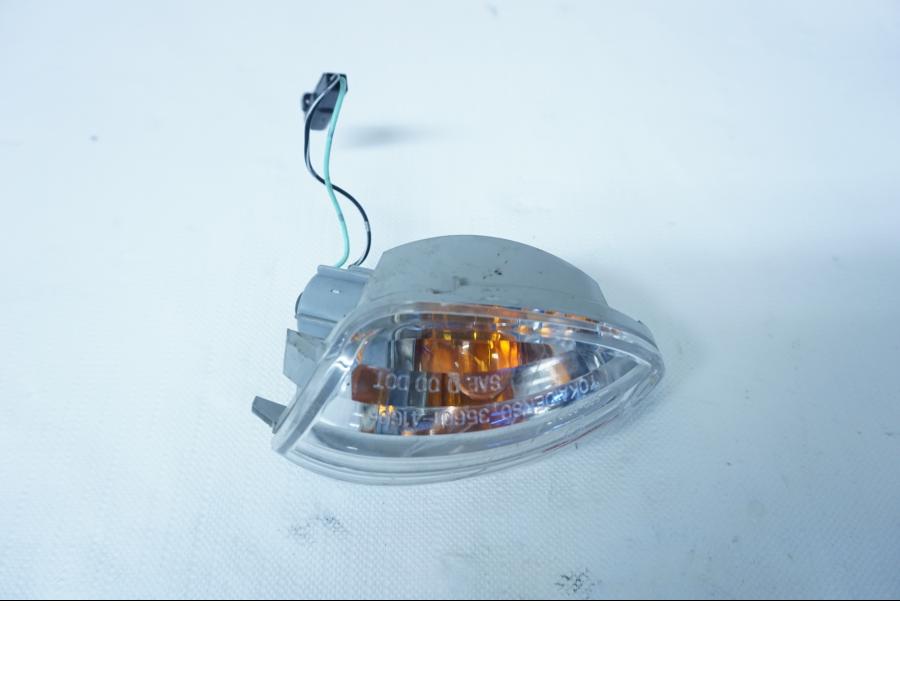 Framsidan på Blinkers från en Suzuki GSX-R 750 -2009 motorcykel.