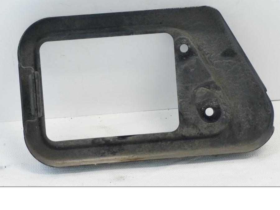 Baksidan på Likriktarskydd från en Kawasaki VN 1500 Mean Streak -2002 motorcykel.