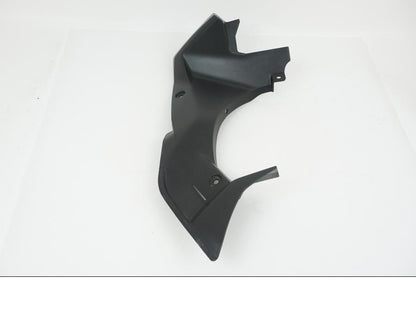 Framsidan på Toppkåpsinsida från en Yamaha YZF-R 125 -2021 motorcykel.