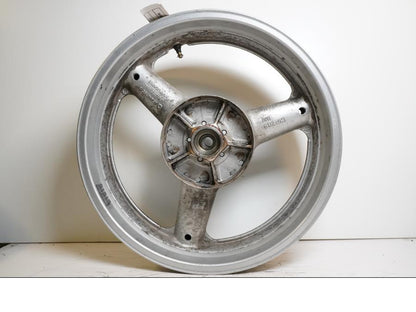 Framsidan på Fälg från en Suzuki SV 650 -2003 motorcykel.