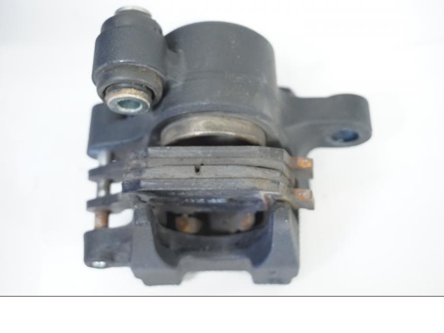 Snett uppifrån på Bromsok från en Kawasaki Z 800 -2013 motorcykel.