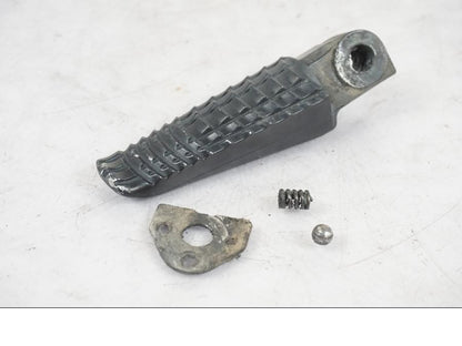 Framsidan på Fotpinne från en Suzuki GSX-S 1000 -2017 motorcykel.