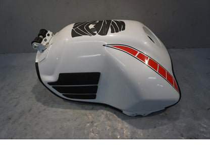 Framsidan på Bensintank från en Yamaha XT 1200 Z -2011 motorcykel.