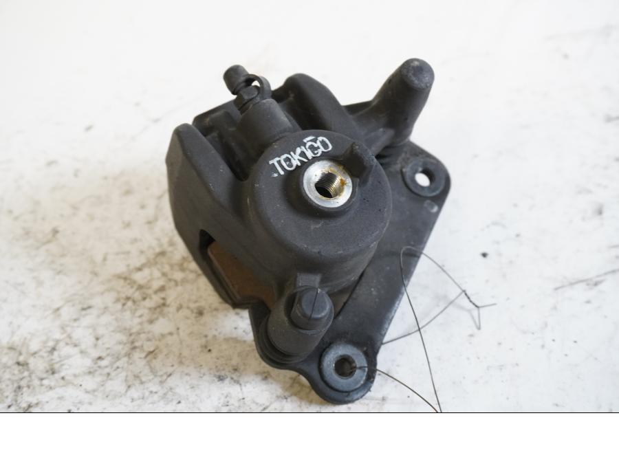 Framsidan på Bromsok från en Kawasaki ZX-9R -1998 motorcykel.