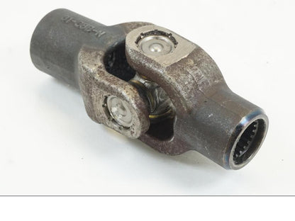 Höger sida på Kardanknut från en Suzuki VL 1500 -1999 motorcykel.