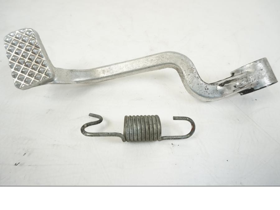 Framsidan på Bromspedal från en Kawasaki ZZR 1100 -1994 motorcykel.