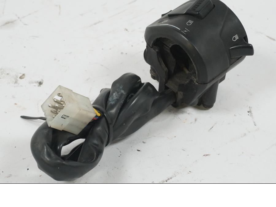 Höger sida på Styrelreglage från en BMW F 650 -1998 motorcykel.