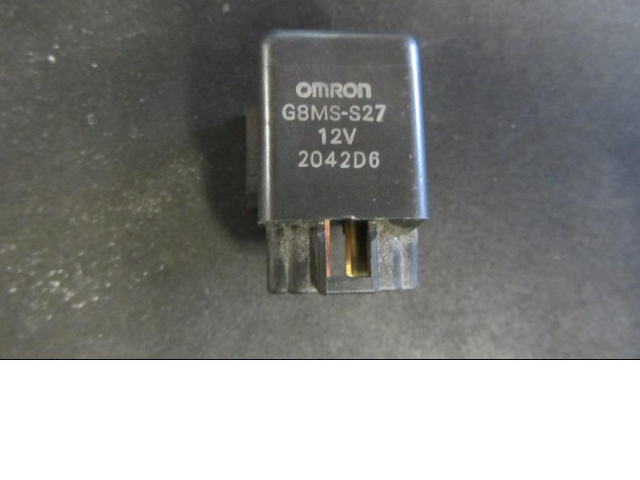 Framsidan på Relä från en Suzuki VS 1400 -1993 motorcykel.