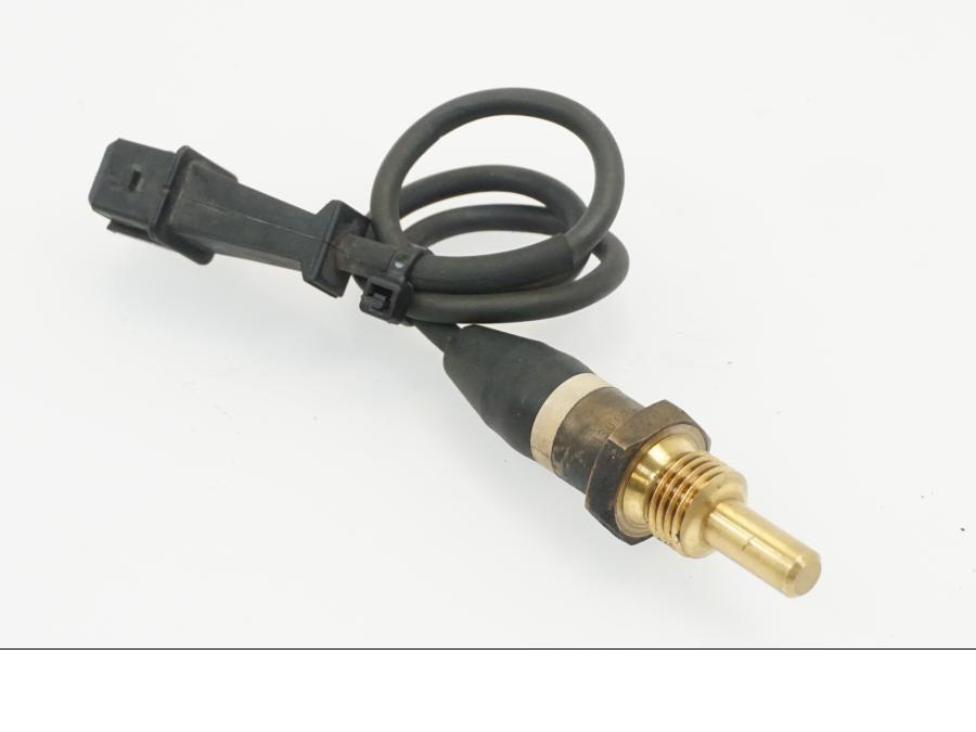 Framsidan på Temperatursensor från en BMW R 1150 R -2002 motorcykel.