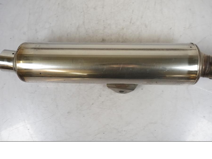 Vänster sida på Ljuddämpare från en Honda VTR 1000 F -1997 motorcykel.