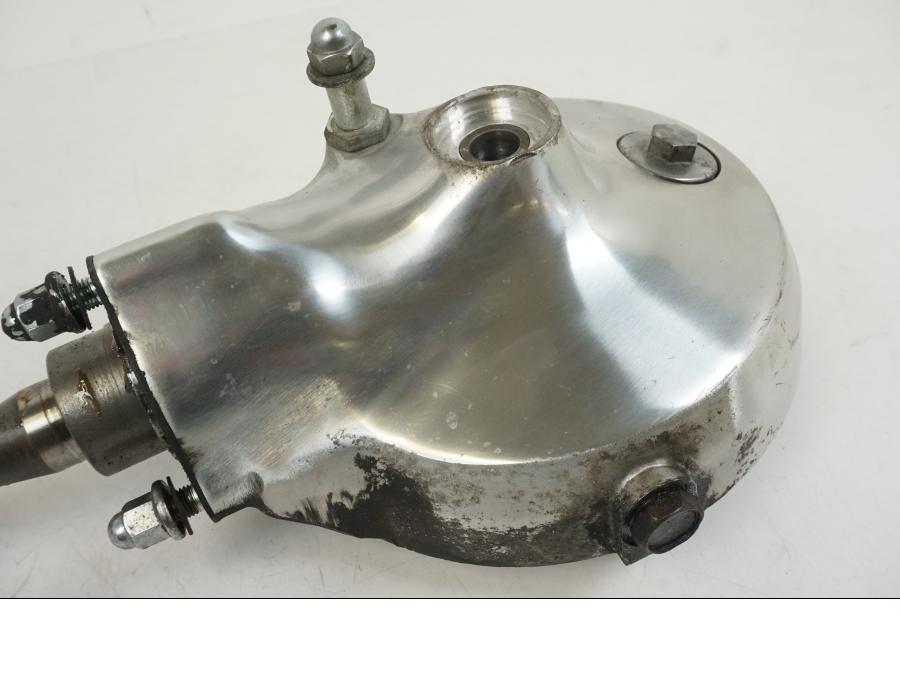 Vänster sida på Slutväxel från en Suzuki VS 1400 -1999 motorcykel.