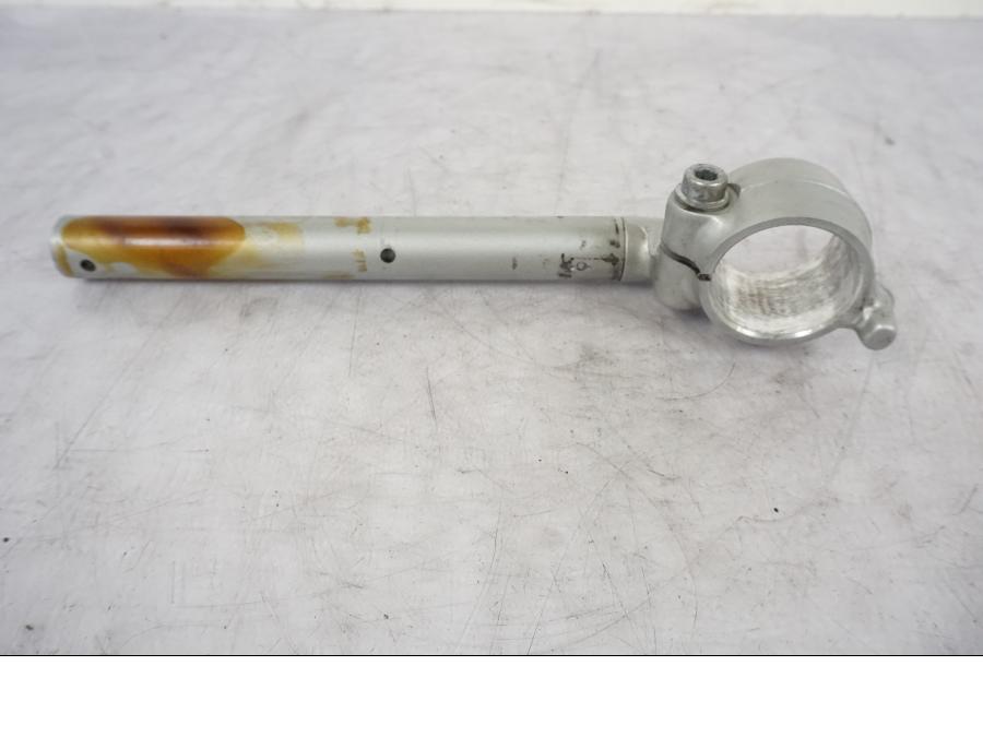 Höger sida på Styre från en Honda VTR 1000 F -1997 motorcykel.